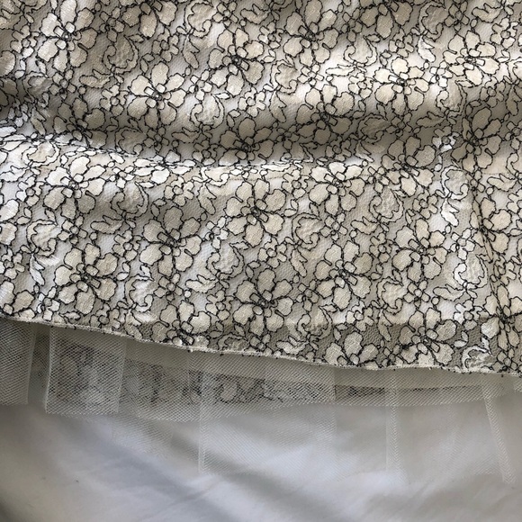 B. Darlin Dress - Size 9/10 Juniors - Picture 3 of 4